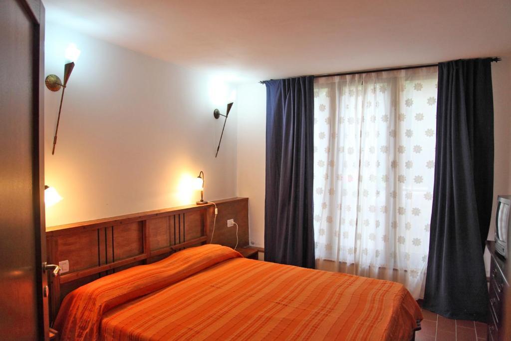 Tiberio Villa Лоро Чиуфена Стая снимка